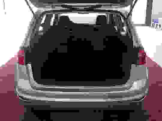 Volkswagen Golf Sportsvan Lounge 1.2 Benzin M/T **Düren**